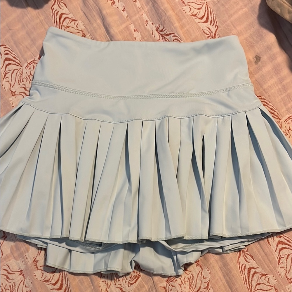 Goldhinge skirt